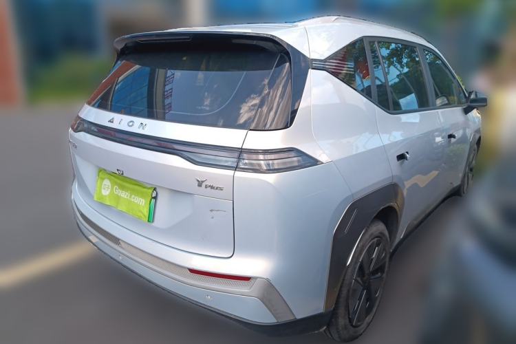 Used AION Y 2023 Younger Exterior 5