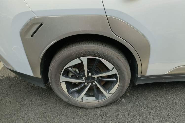 Used AION Y 2023 Younger Star Edition Exterior 5