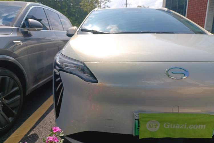 Used AION Y 2023 Younger Exterior 6