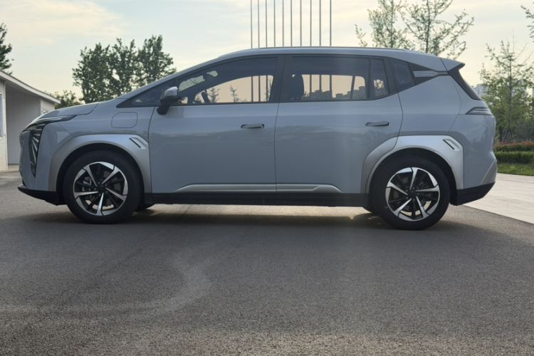 Used AION Y 2023 Plus 510 Smart Edition Exterior 6
