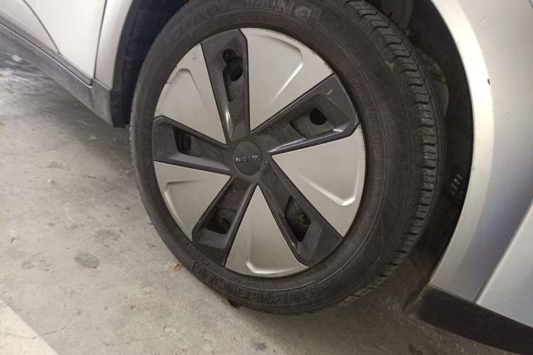 Used AION Y 2023 Younger Exterior 7