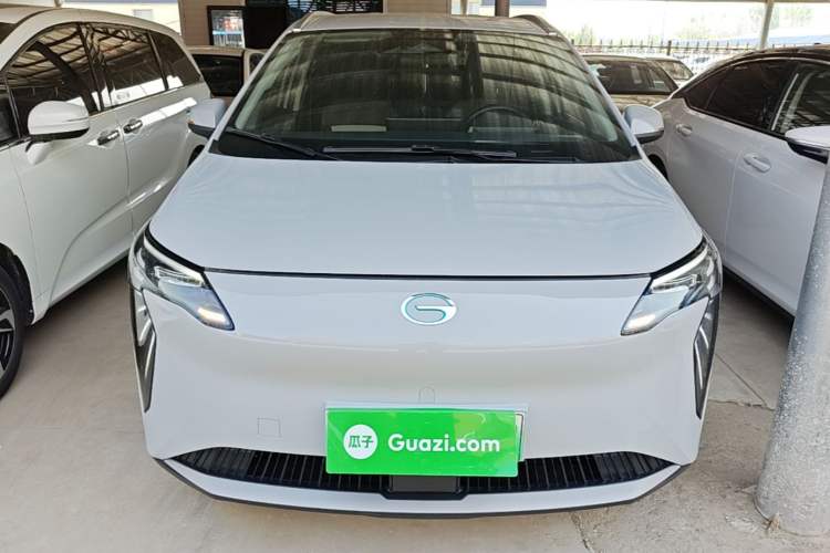Used AION Y 2023 Plus 610 Enjoy Edition Front