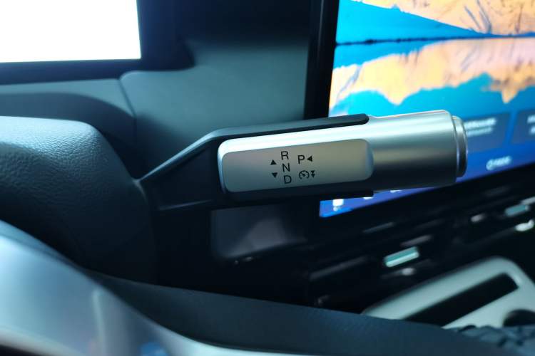 Used AION Y 2023 Younger Star Edition Gear Lever