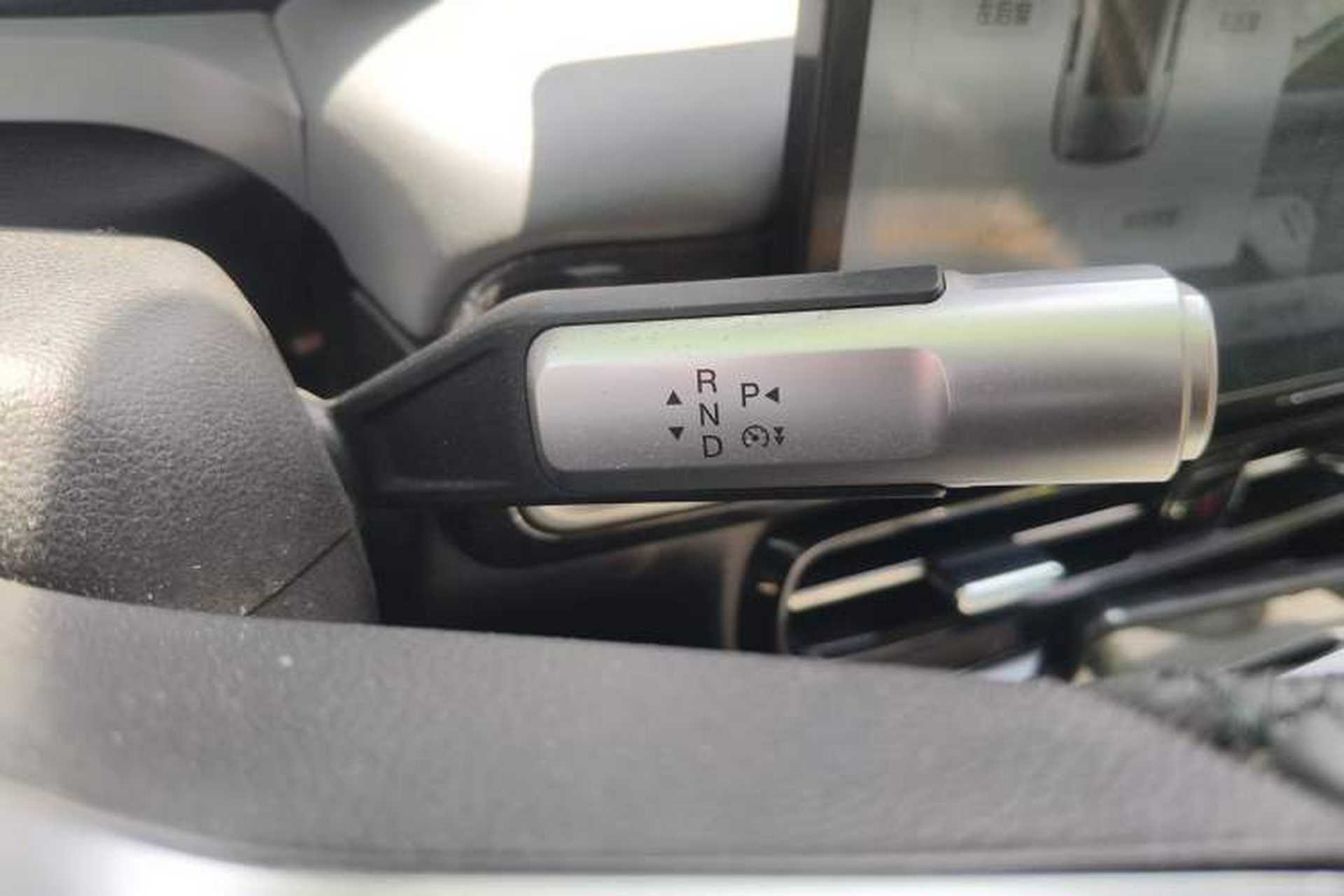 Used AION Y 2023 Younger Gear Lever