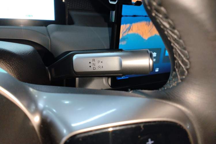 Used AION Y 2023 Plus 610 Smart Edition Ternary Lithium Gear Lever