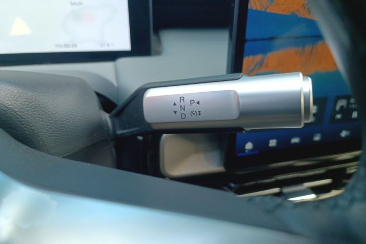 Used AION Y 2023 Younger Gear Lever