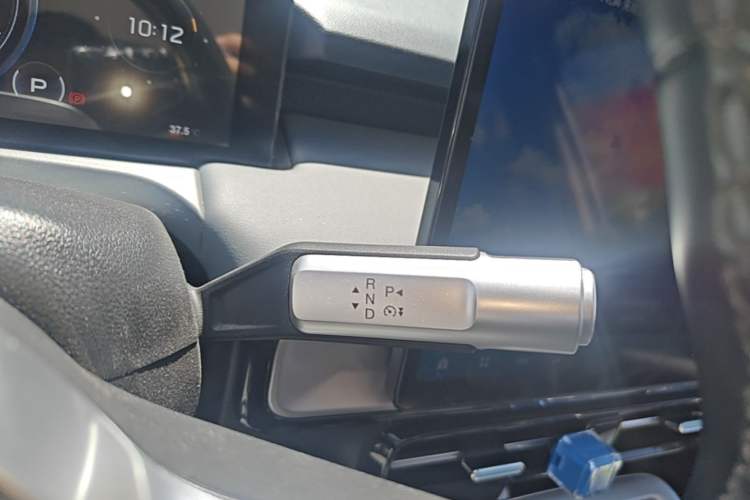 Used AION Y 2023 Younger Star Edition Gear Lever