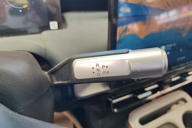 Used AION Y 2023 Younger Star Edition Gear Lever