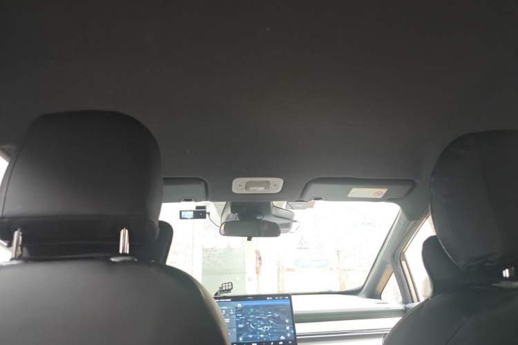 Used AION Y 2023 Plus 510 Enjoy Edition Headliner