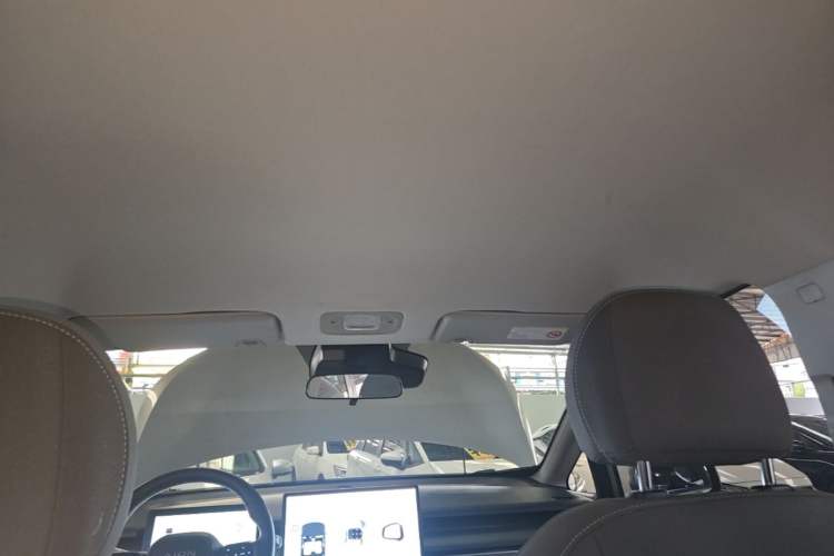 Used AION Y 2023 Plus 510 Enjoy Edition Headliner
