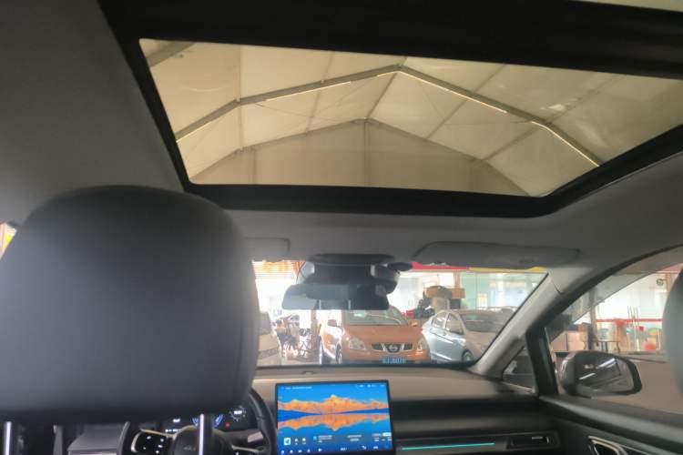 Used AION Y 2023 Plus 510 Smart Edition Headliner
