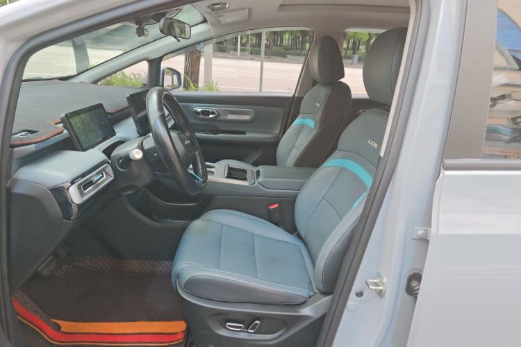Used AION Y 2023 Younger Star Edition Interior 1