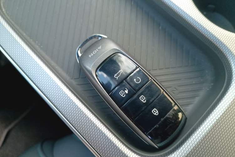 Used AION Y 2023 Younger Interior 1