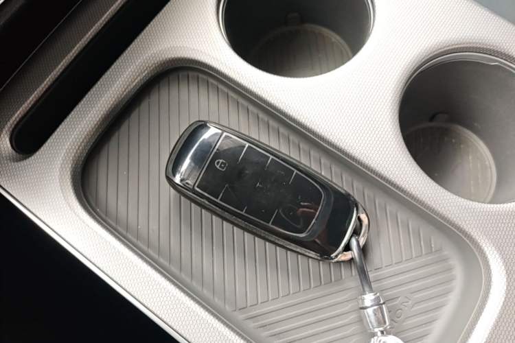 Used AION Y 2023 Plus 510 Smart Edition Interior 1