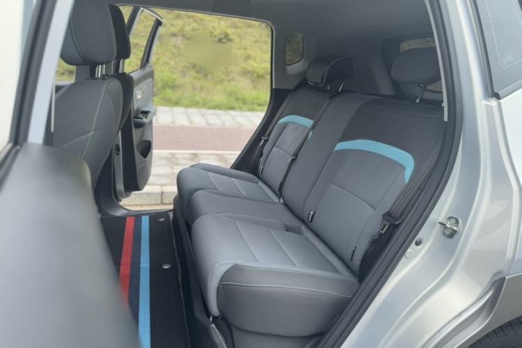 Used AION Y 2023 Younger Interior 2