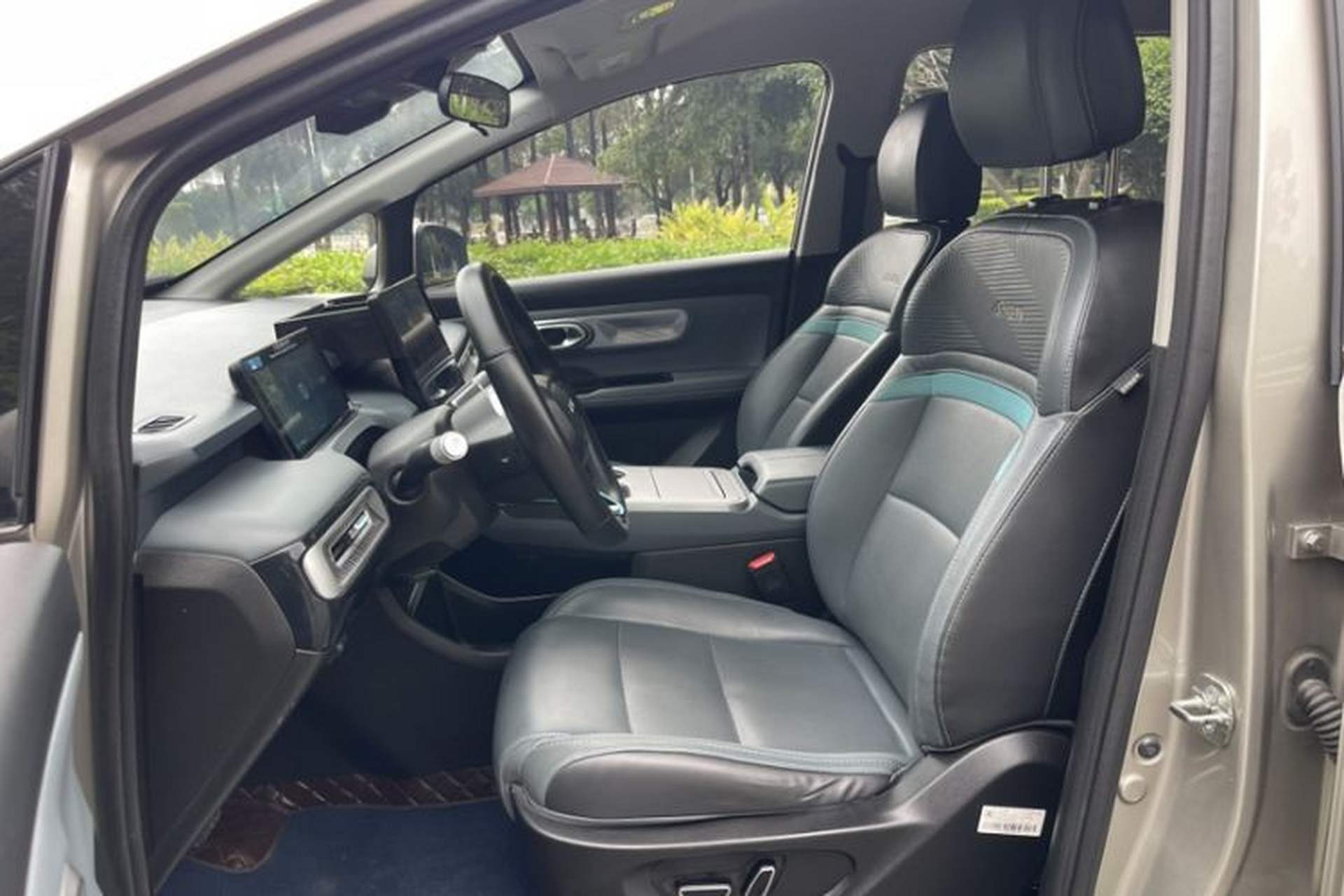 Used AION Y 2023 Plus 610 Enjoyment Edition Ternary Lithium Interior 2