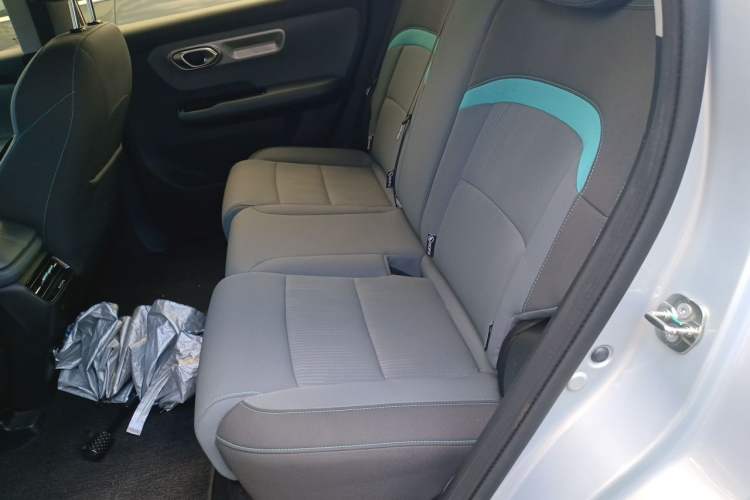 Used AION Y 2023 Younger Interior 4