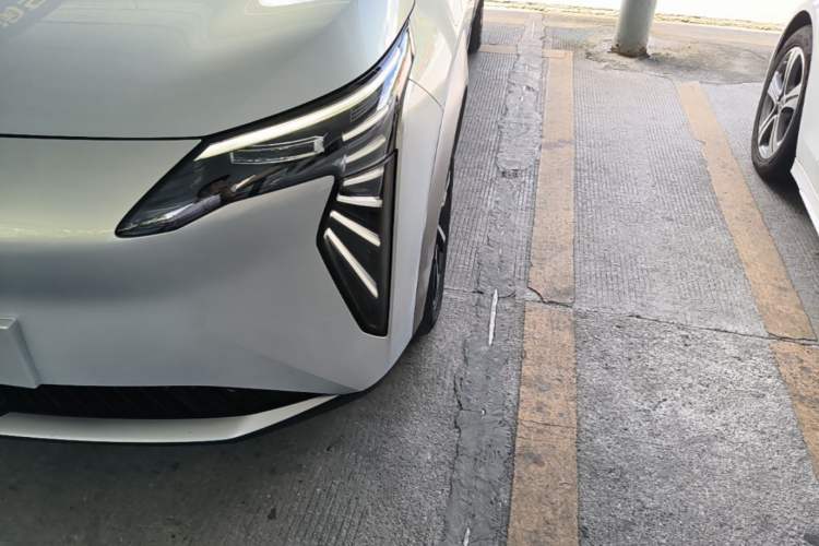 Used AION Y 2023 Younger Star Edition Left Front Headlight