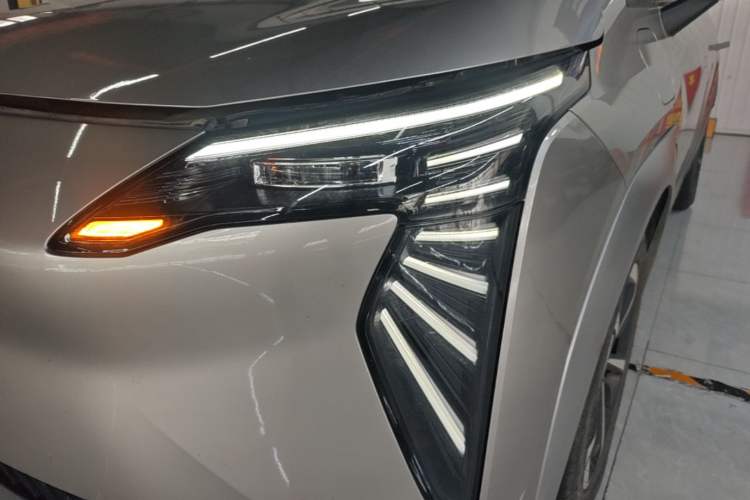 Used AION Y 2023 Younger Star Edition Left Front Headlight