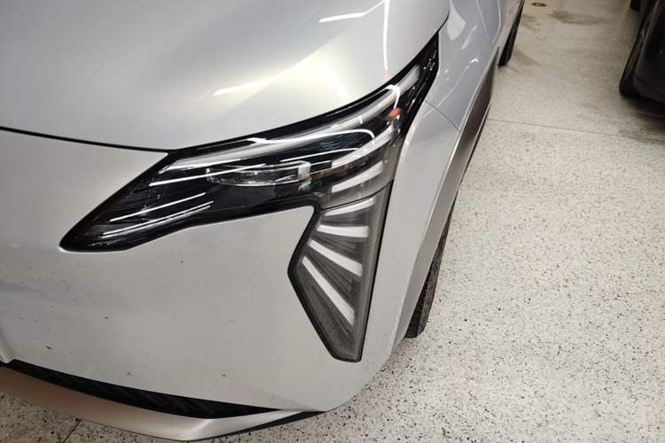 Used AION Y 2023 Younger Star Edition Left Front Headlight