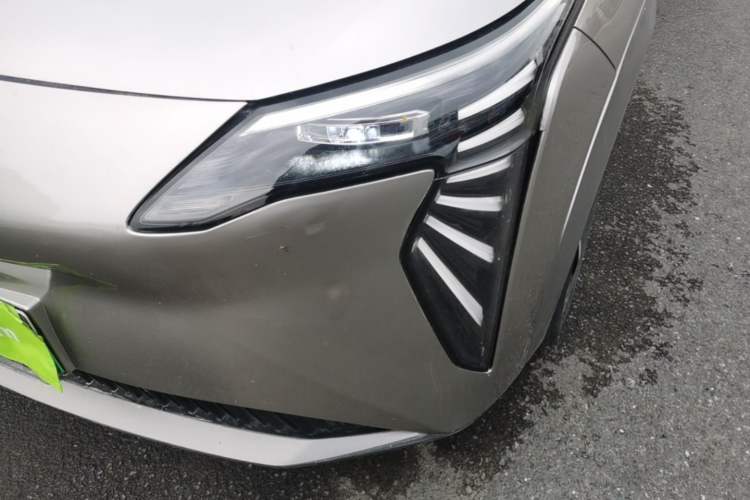 Used AION Y 2023 Plus 610 Smart Edition Ternary Lithium Left Front Headlight