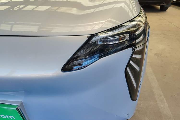 Used AION Y 2023 Younger Star Edition Left Front Headlight