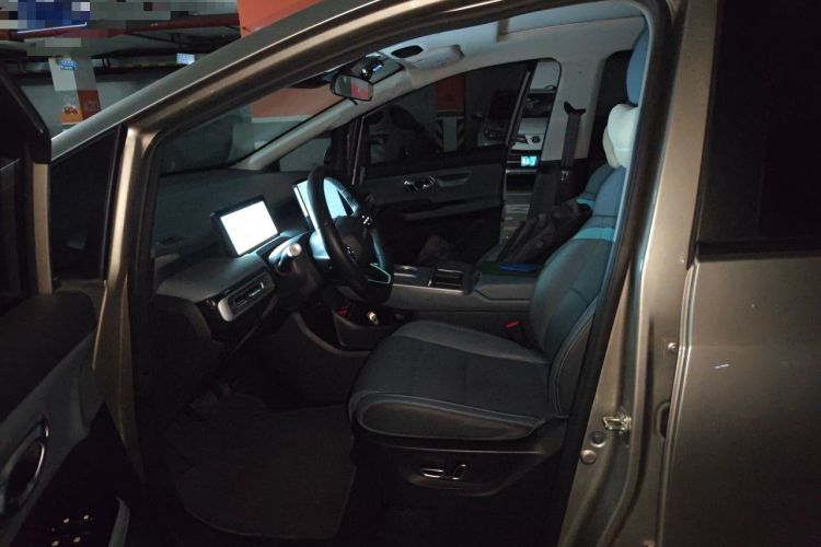 Used AION Y 2023 Plus 510 Smart Edition Left Front Seat