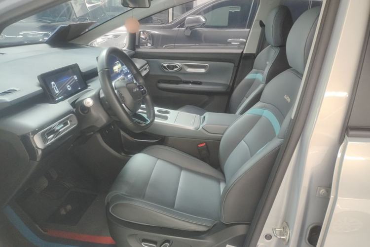 Used AION Y 2023 Younger Star Edition Left Front Seat
