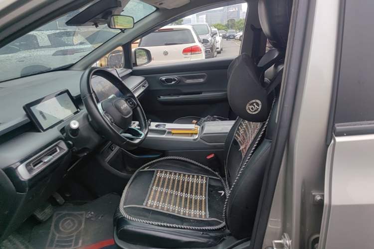 Used AION Y 2023 Plus 610 Enjoy Edition Left Front Seat
