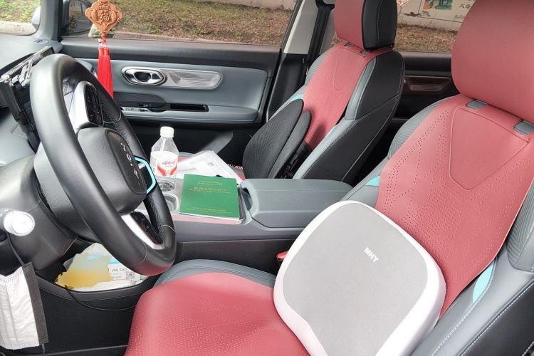 Used AION Y 2023 Plus 510 Smart Edition Left Front Seat