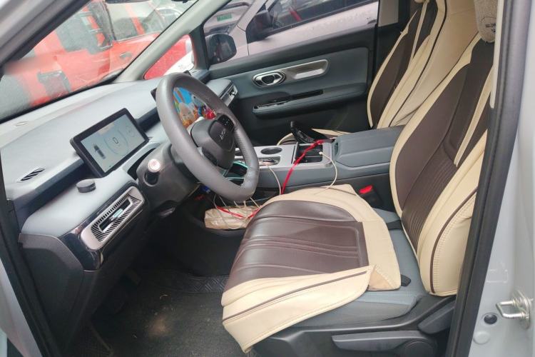 Used AION Y 2023 Plus 610 Enjoy Edition Left Front Seat