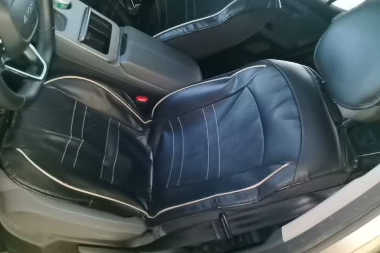 Used AION Y 2023 Plus 510 Enjoy Edition Left Front Seat