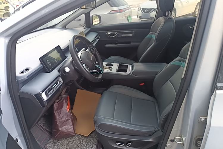 Used AION Y 2023 Younger Star Edition Left Front Seat