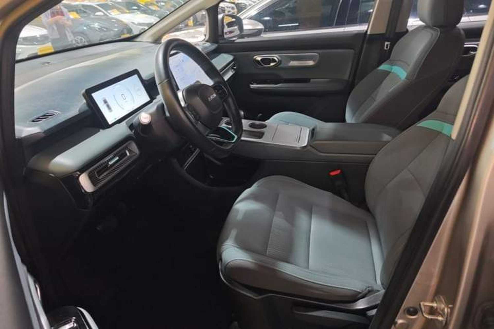 Used AION Y 2023 Younger Left Front Seat
