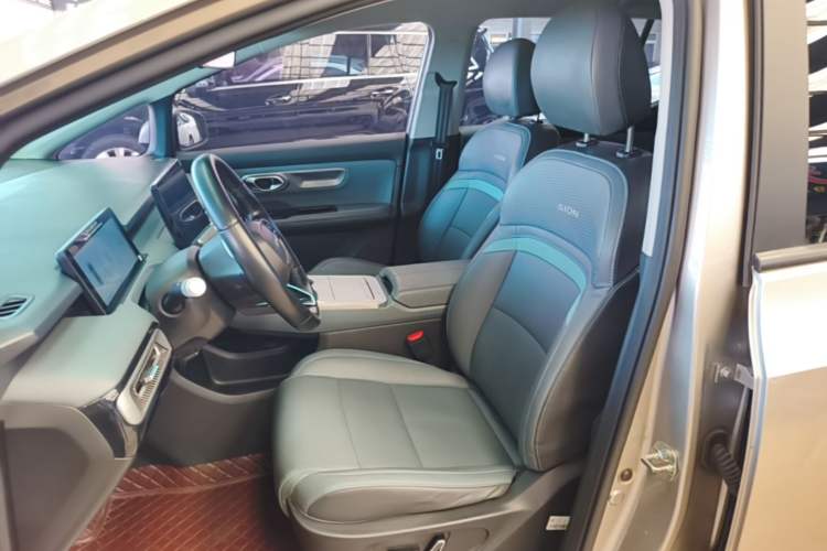 Used AION Y 2023 Plus 510 Enjoy Edition Left Front Seat