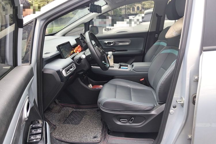 Used AION Y 2023 Younger Star Edition Left Front Seat