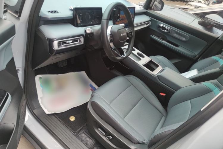 Used AION Y 2023 Plus 510 Smart Edition Left Front Seat