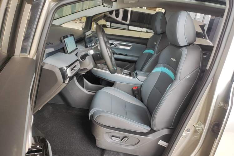 Used AION Y 2023 Plus 610 Smart Edition Ternary Lithium Left Front Seat