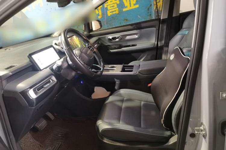 Used AION Y 2023 Plus 510 Smart Edition Left Front Seat