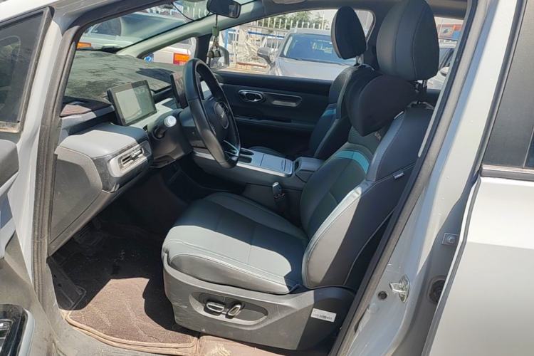 Used AION Y 2023 Plus 510 Smart Edition Left Front Seat
