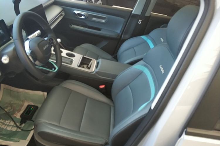 Used AION Y 2023 Plus 510 Smart Edition Left Front Seat