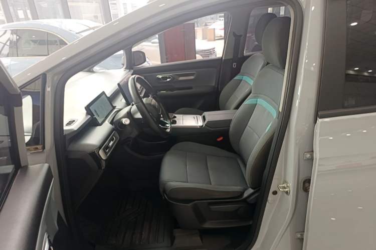 Used AION Y 2023 Plus 510 Enjoy Edition Left Front Seat