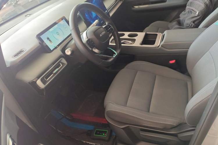 Used AION Y 2023 Plus 510 Enjoy Edition Left Front Seat