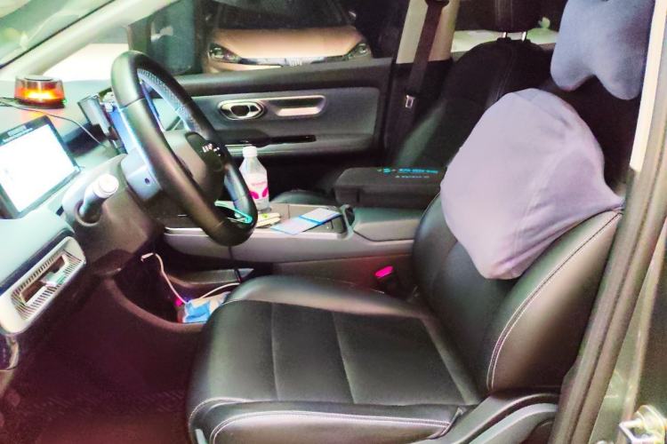 Used AION Y 2023 Younger Left Front Seat