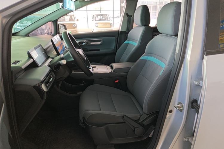 Used AION Y 2023 Younger Left Front Seat