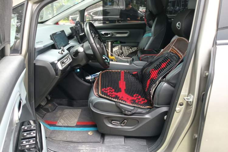 Used AION Y 2023 Plus 510 Smart Edition Left Front Seat