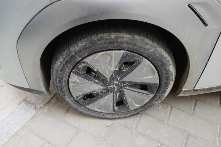 Used AION Y 2023 Younger Left Front Wheel Hub