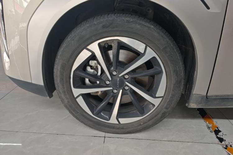 Used AION Y 2023 Younger Star Edition Left Front Wheel Hub