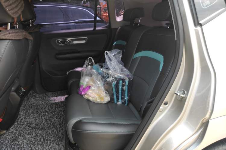 Used AION Y 2023 Plus 510 Smart Edition Left Rear Seat