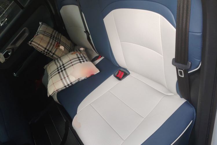 Used AION Y 2023 Plus 510 Enjoy Edition Left Rear Seat